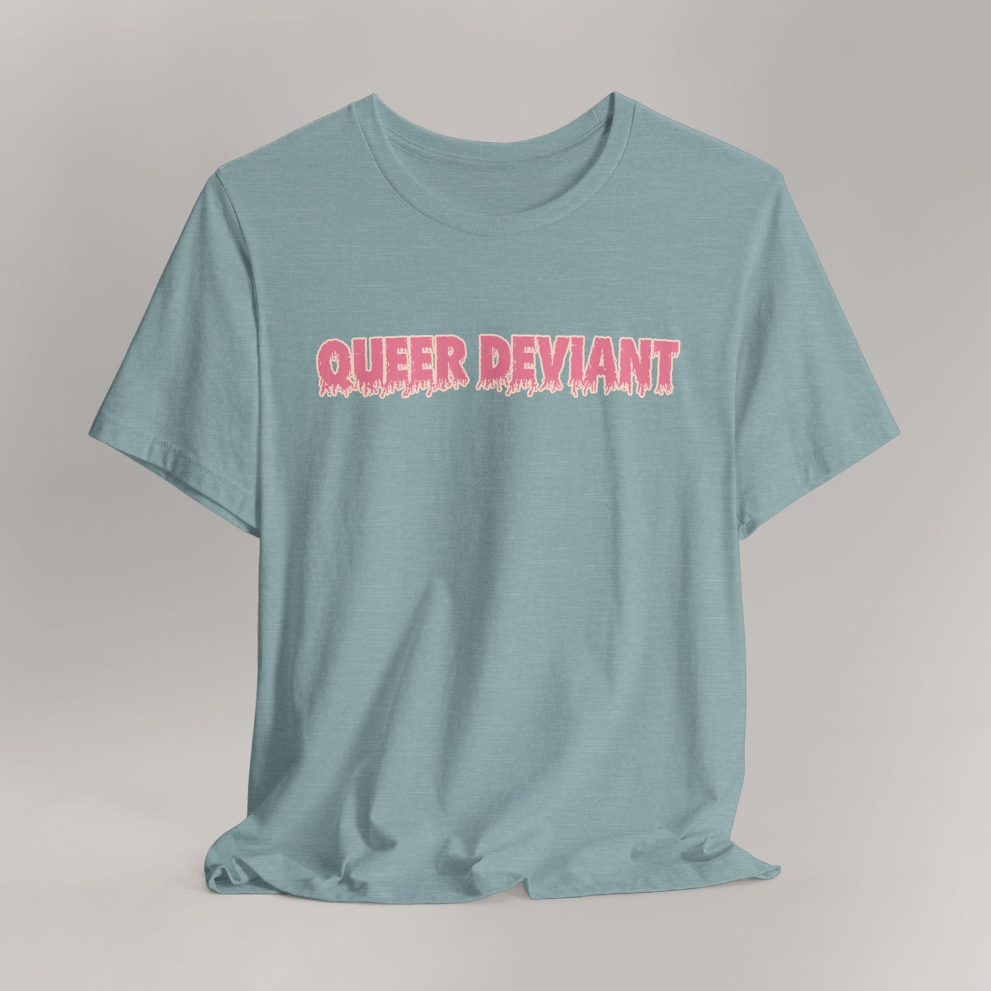 Camiseta de manga corta queer desviada: camiseta de orgullo audaz, top unisex de verano, regalo LGBTQ divertido, ropa para festivales, camiseta llamativa, colorida