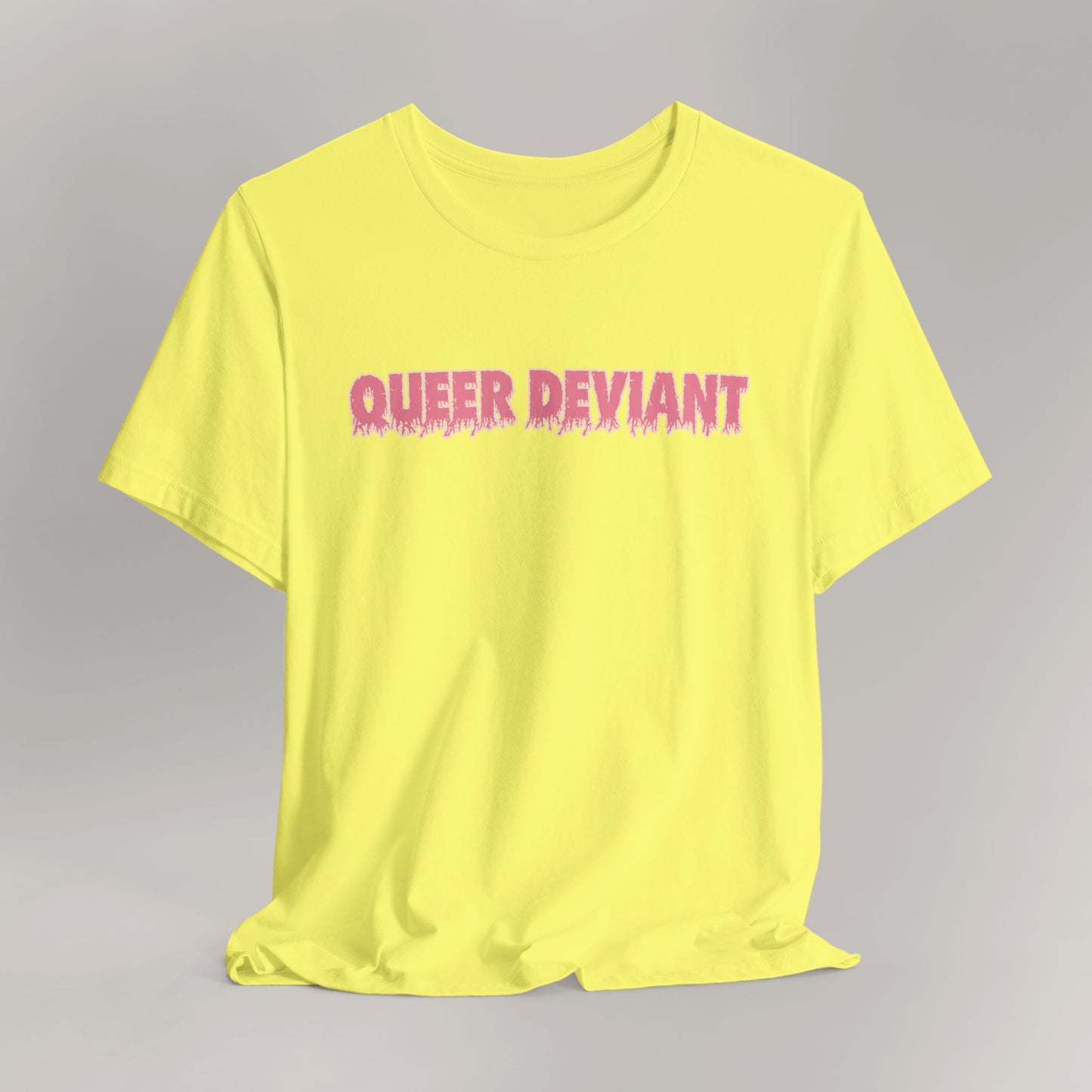 Camiseta de manga corta queer desviada: camiseta de orgullo audaz, top unisex de verano, regalo LGBTQ divertido, ropa para festivales, camiseta llamativa, colorida