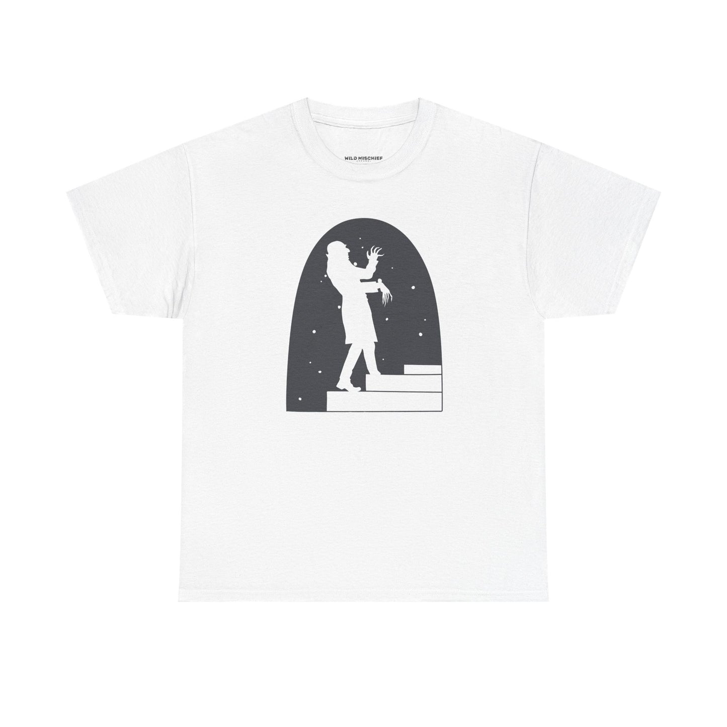 Camiseta de la película de terror Nosferatu - Estampado negro mate, unisex, de algodón grueso, con escena de escalera de vampiros, ropa gótica para fans del terror, un clásico de culto.